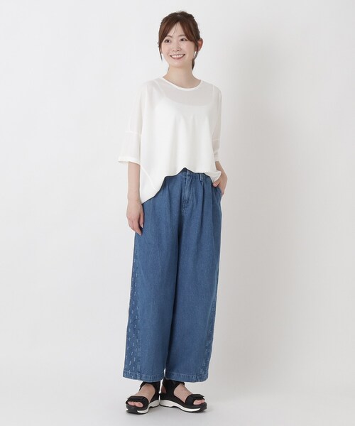 one'sterrace（ワンズテラス）の「サイド切替 10分丈バルーンデニムパンツ（その他パンツ・レディース・ネイビー系5/ブルー系その他7/グレー系4・02）」の8枚目の写真
