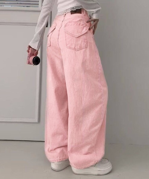 ViViDAY(ビビデー)の「バックハートポケット デニムワイドパンツ(デニムパンツ・レディース・ピンク・L/M/S)」の4枚目の写真