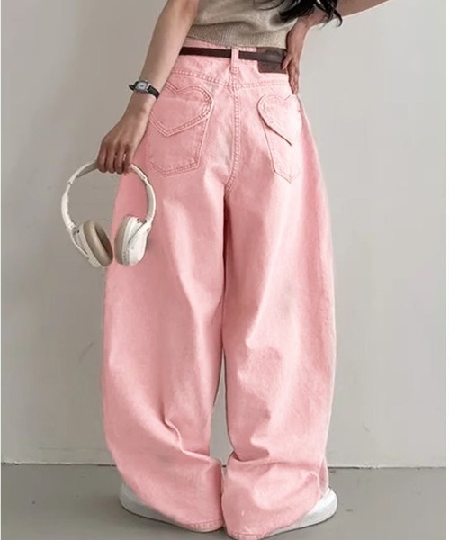 ViViDAY(ビビデー)の「バックハートポケット デニムワイドパンツ(デニムパンツ・レディース・ピンク・L/M/S)」の6枚目の写真