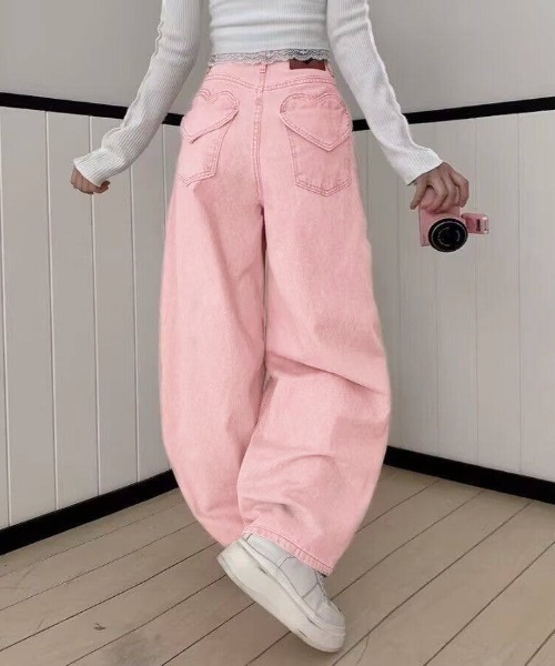 ViViDAY(ビビデー)の「バックハートポケット デニムワイドパンツ(デニムパンツ・レディース・ピンク・L/M/S)」の5枚目の写真