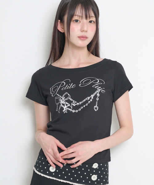 ILLIGO(イリゴ)の「グリッターボートネックTシャツブラック(Tシャツ/カットソー・レディース・その他・OS)」の2枚目の写真