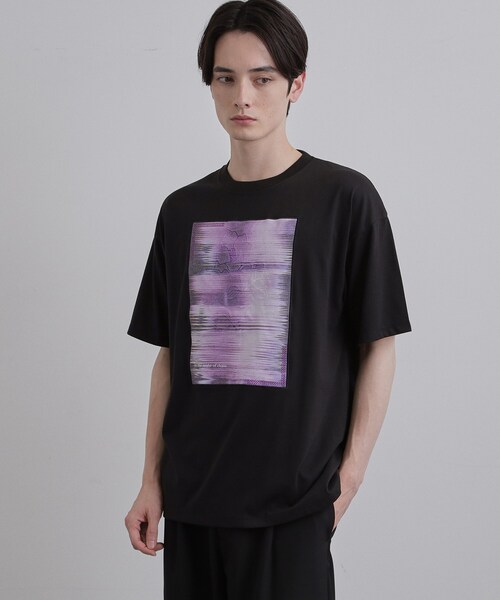 tk.TAKEO KIKUCHI(ティーケータケオキクチ)の「クロス刺繍フォトTシャツ(Tシャツ/カットソー・メンズ・ブラック/ホワイト/ナチュラル・03/02/04)」の3枚目の写真