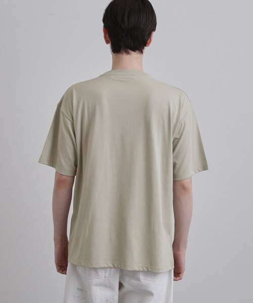 tk.TAKEO KIKUCHI(ティーケータケオキクチ)の「クロス刺繍フォトTシャツ(Tシャツ/カットソー・メンズ・ブラック/ホワイト/ナチュラル・03/02/04)」の18枚目の写真