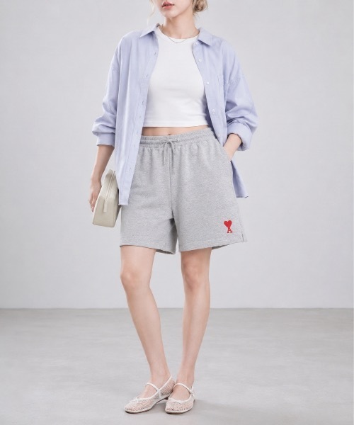 AMI Alexandre Mattiussi(アミアレクサンドルマテュッシ)の「【AMI PARIS】アミ パリス AMI DE COEUR Short Pantsトラックショーツ ハーフパンツ スウェットパンツ(スウェットパンツ・レディース・グレー/ブラック・MEDIUM/LARGE/X-LARGE)」の6枚目の写真