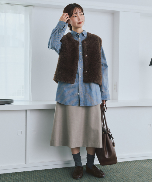 SLOBE IENA（スローブイエナ）の「《WEB限定サイズあり/》SLOBE レザーギャザーローファー（ローファー・レディース・ブラウン/ブラック・22.5cm/23cm/23.5cm/24cm/24.5cm/25cm）」の18枚目の写真