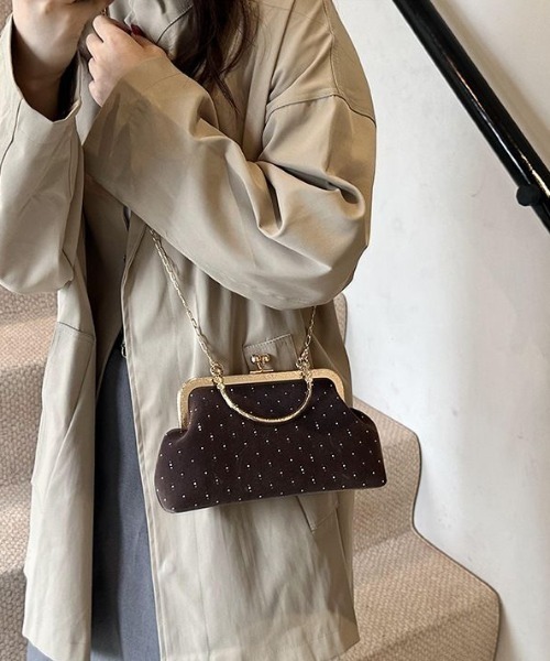 boemy(ボエミー)の「ベロアがま口チェーン ショルダーバッグ(ショルダーバッグ・レディース・ピンク/ブラック/ブラウン/ボルドー・FREE)」の10枚目の写真