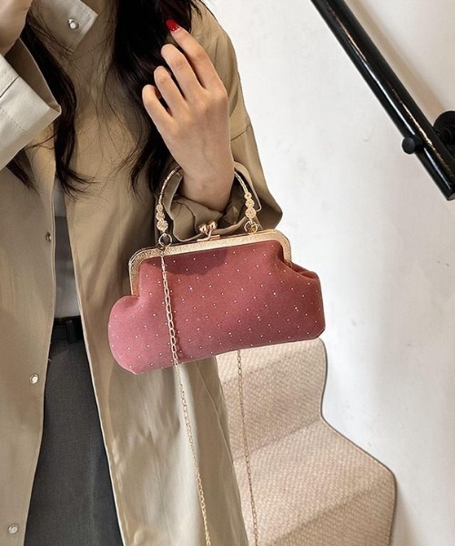 boemy(ボエミー)の「ベロアがま口チェーン ショルダーバッグ(ショルダーバッグ・レディース・ピンク/ブラック/ブラウン/ボルドー・FREE)」の11枚目の写真