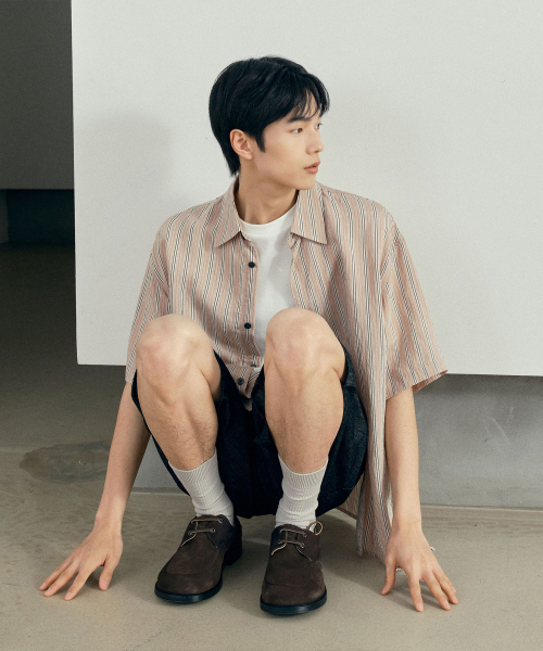 MINDBRIDGE（マインドブリッジ）の「[COUTURE]ストライプオーバーサイズ半袖シャツ（シャツ/ブラウス・メンズ・ピンク・100/110/95/105）」の4枚目の写真