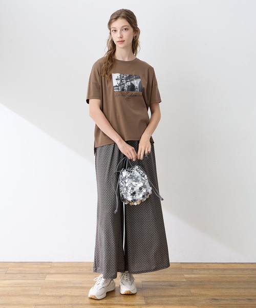 LE SOUK HOLIDAY(ルスークホリデー)の「フォトプリントドルマンTシャツ【接触冷感・吸水速乾】(Tシャツ/カットソー・レディース・ブラウン/ネイビー/オフホワイト・L/M)」の4枚目の写真