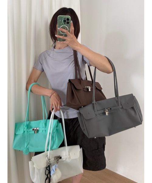 Didot.showroom（ディドット ショールーム）の「Jelly Bag | ジェリーバッグ（ショルダーバッグ・レディース・ベビーピンク/ホワイト/グリーン/ミント/ブラウン/グレー/ペールイエロー/ライラック・FREE）」の11枚目の写真