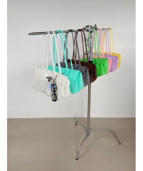 Didot.showroom（ディドット ショールーム）の「Jelly Bag | ジェリーバッグ（ショルダーバッグ・レディース・ベビーピンク/ホワイト/グリーン/ミント/ブラウン/グレー/ペールイエロー/ライラック・FREE）」の9枚目の写真