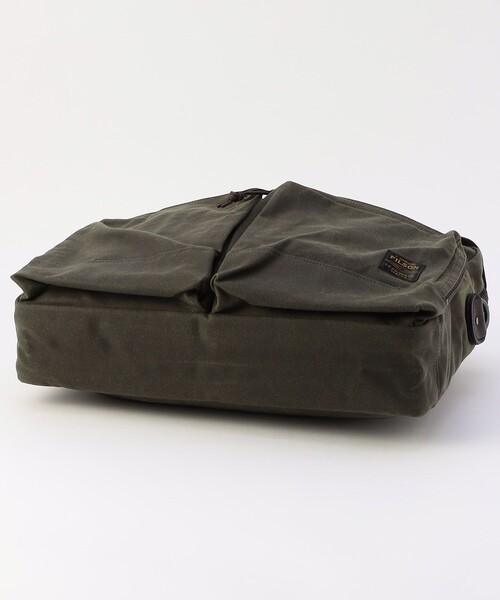 FILSON(フィルソン)の「FILSON/フィルソン 24 Hour Tin Cloth Briefcase/24アワー ティンクロス ブリーフケース(トートバッグ・メンズ・オリーブ・ONE SIZE)」の4枚目の写真