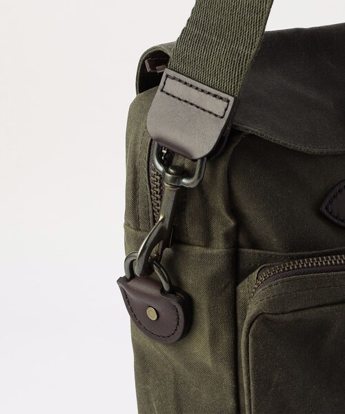 FILSON(フィルソン)の「FILSON/フィルソン 24 Hour Tin Cloth Briefcase/24アワー ティンクロス ブリーフケース(トートバッグ・メンズ・オリーブ・ONE SIZE)」の8枚目の写真