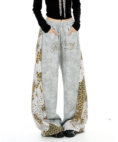 SHEENA(シーナ)の「【裾ドローコード付き】スタッズロゴレオパード切替スウェットワイドパンツ(スウェットパンツ・レディース・グレー/ピンク・M)」の14枚目の写真