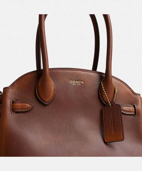 COACH（コーチ）の「エンパイア キャリーオール バッグ 21・ラブド レザー（ショルダーバッグ・レディース・ブラウン系その他・ONE）」の10枚目の写真