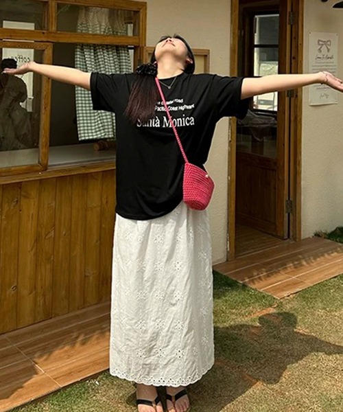 Girly Doll（ガーリードール）の「クルーネックロゴプリントTシャツ（Tシャツ/カットソー・レディース・ホワイト/ブラック・L/M）」の9枚目の写真