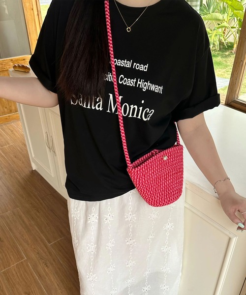 Girly Doll（ガーリードール）の「クルーネックロゴプリントTシャツ（Tシャツ/カットソー・レディース・ホワイト/ブラック・L/M）」の6枚目の写真