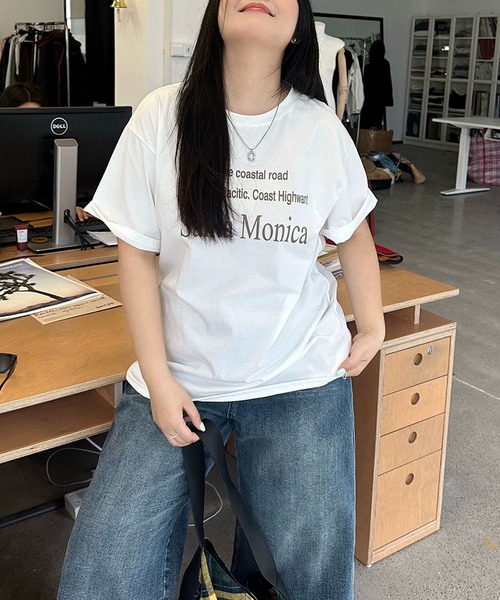 Girly Doll（ガーリードール）の「クルーネックロゴプリントTシャツ（Tシャツ/カットソー・レディース・ホワイト/ブラック・L/M）」の16枚目の写真