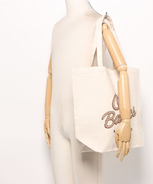 Ol' Basics(オールベーシックス)の「Ol' Basics(オール・ベーシックス) トートバッグ キャンバス ロープロゴ プリント 鞄 BAG アメカジ メンズ レディース ユニセックス Lサイズ(トートバッグ・レディース・ナチュラル・FREE)」の6枚目の写真