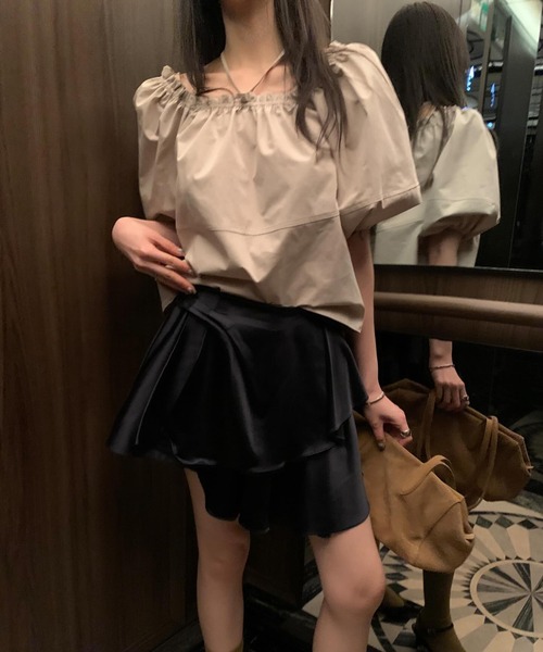 Girly Doll（ガーリードール）の「ギャザーネックボリュームスリーブブラウス（その他トップス・レディース・オフホワイト/モカ・FREE）」の12枚目の写真