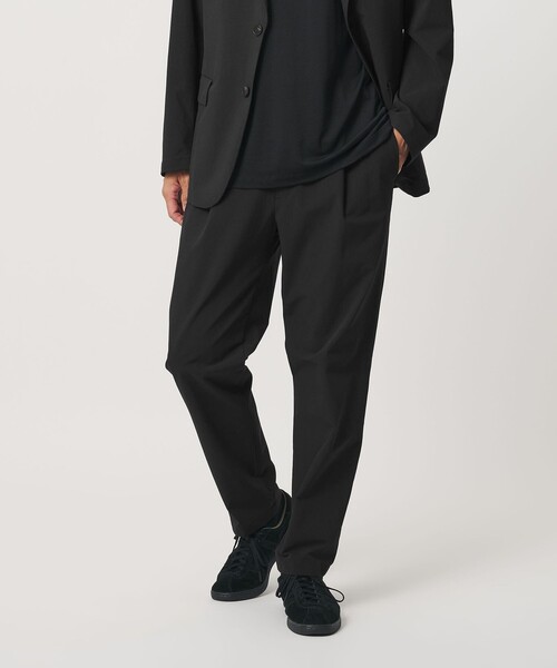 BEAUTY&YOUTH UNITED ARROWS(ビューティーアンドユースユナイテッドアローズ)の「360°MASTER 1プリーツ イーズ コンフォート イージーパンツ NO.6 セットアップ対応 撥水 ストレッチ ウォッシャブル(その他パンツ・メンズ・ダークグレー/ブラック/ダークブラウン・M/L/S/XL)」の5枚目の写真