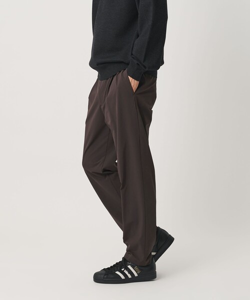 BEAUTY&YOUTH UNITED ARROWS(ビューティーアンドユースユナイテッドアローズ)の「360°MASTER 1プリーツ イーズ コンフォート イージーパンツ NO.6 セットアップ対応 撥水 ストレッチ ウォッシャブル(その他パンツ・メンズ・ダークグレー/ブラック/ダークブラウン・M/L/S/XL)」の12枚目の写真