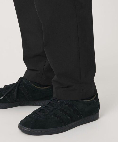 BEAUTY&YOUTH UNITED ARROWS(ビューティーアンドユースユナイテッドアローズ)の「360°MASTER 1プリーツ イーズ コンフォート イージーパンツ NO.6 セットアップ対応 撥水 ストレッチ ウォッシャブル(その他パンツ・メンズ・ダークグレー/ブラック/ダークブラウン・M/L/S/XL)」の20枚目の写真