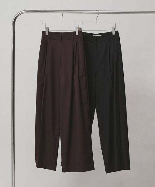 TODAYFUL（トゥデイフル）の「[TODAYFUL/トゥデイフル]Lightweight Tuck Trousers/ライトウェイト タックトラウザーズ/ワイドスラックス（スラックス・レディース・ブラック/ダークブラウン・38/36）」の11枚目の写真