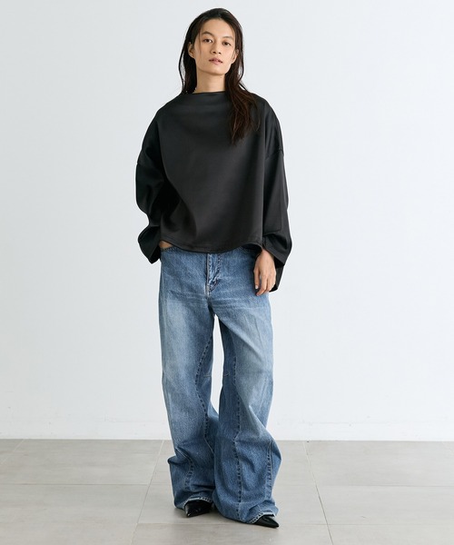 COGTHEBIGSMOKE(コグザビッグスモーク)の「【COGTHEBIGSMOKE/コグザビッグスモーク】OPHELIA BOAT NECK TOP/サテンストレッチボートネックトップス(Tシャツ/カットソー・レディース・アイボリー/ブラック・1)」の16枚目の写真