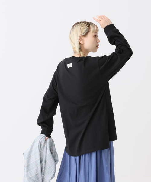 HEART MARKET（ハートマーケット）の「ワイドな長袖チュニック（Tシャツ/カットソー・レディース・ナチュラル/ブラック/グリーン系/ベージュ系/グレー系/オレンジ系/レッド系/ブラック系・LARGE/MEDIUM）」の10枚目の写真