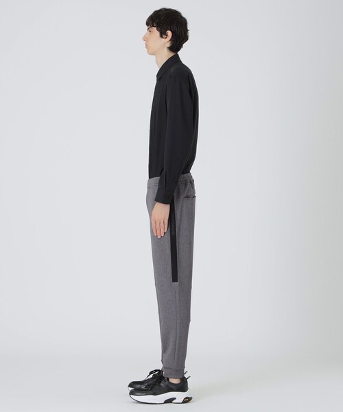 BLACK LABEL CRESTBRIDGE(ブラックレーベル・クレストブリッジ)の「【BLACK lab.】コーデュラ(R)バックパイルトラックパンツ(その他パンツ・メンズ・ブラック/グレー系その他・L/S/M/XL)」の4枚目の写真