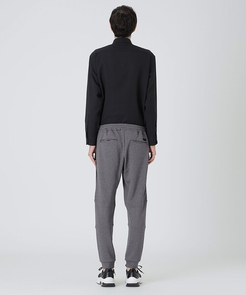 BLACK LABEL CRESTBRIDGE(ブラックレーベル・クレストブリッジ)の「【BLACK lab.】コーデュラ(R)バックパイルトラックパンツ(その他パンツ・メンズ・ブラック/グレー系その他・L/S/M/XL)」の5枚目の写真