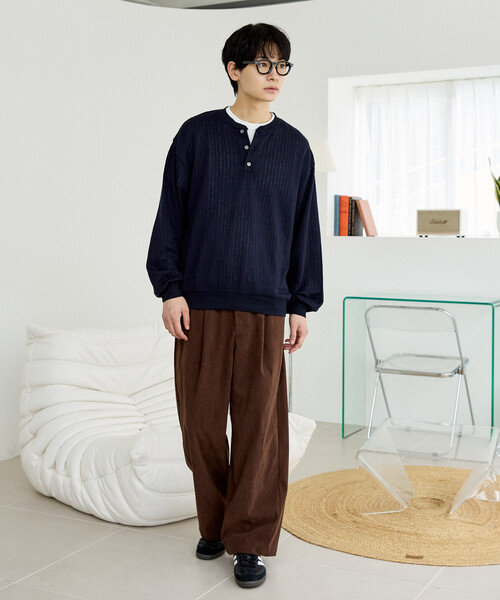 PUBLUX(パブリュクス)の「PUBLUX/パブリュクス LOVE POP STUDIO パターン メッシュ ヘンリーネック ロンT 限定展開(ニット/セーター・メンズ・ネイビー/ブラック/ブラウン・SMALL/LARGE/MEDIUM)」の7枚目の写真