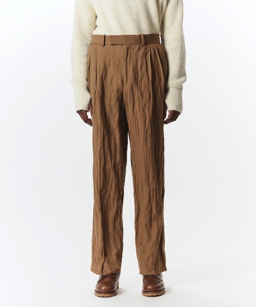 markaware(マーカウェア)の「【MARKAWARE/マーカウェア】DOUBLE PLEATED TROUSERS(スラックス・メンズ・ブラウン/ブラック・1/2)」の1枚目の写真