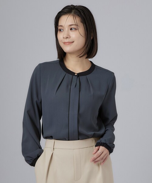 SHOO・LA・RUE(シューラルー)の「【セレモニー/通勤/S-LL】配色襟ブラウス(シャツ/ブラウス・レディース・オフホワイト/ブラック/ネイビー・01/02/04/03)」の12枚目の写真