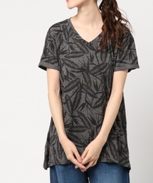接触冷感　ゆるシルエットVネックＴシャツ
