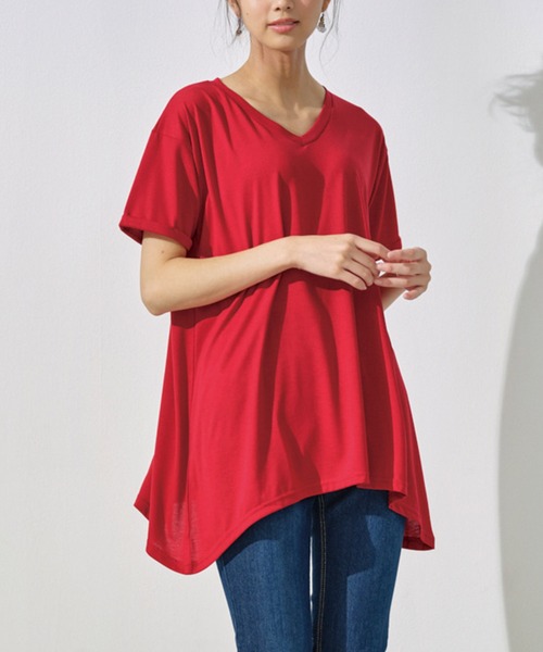RANAN（ラナン）の「接触冷感　ゆるシルエットVネックＴシャツ（Tシャツ/カットソー・レディース・レッド/チャコールグレー/ブラック/オフホワイト/グレー系その他/レオパード/サンドグレー/オレンジ系その他/ホワイト系その他/ブルー/ネイビー/パープル/ライム/モカ/カーキ/セージグリーン/ブルーグリーン/ピンク系その他・X-LARGE/LARGE/MEDIUM/XX-LARGE）」の16枚目の写真