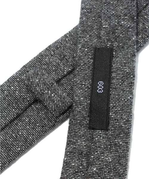 603（ロクマルサン）の「603 ホームスパンネクタイ（ネクタイ・メンズ・ダークグレー・FREE）」の3枚目の写真