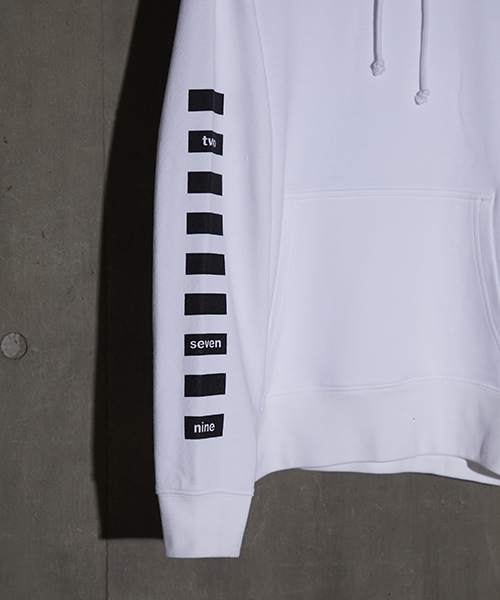NUMBER (N)INE（ナンバーナイン）の「【NUMBER (N)INE】≪STUDIOUS限定≫別注グラフィックプリントスウェットパーカー（パーカー・メンズ・ブラック/ホワイト/チャコールグレー・2/1/3）」の13枚目の写真