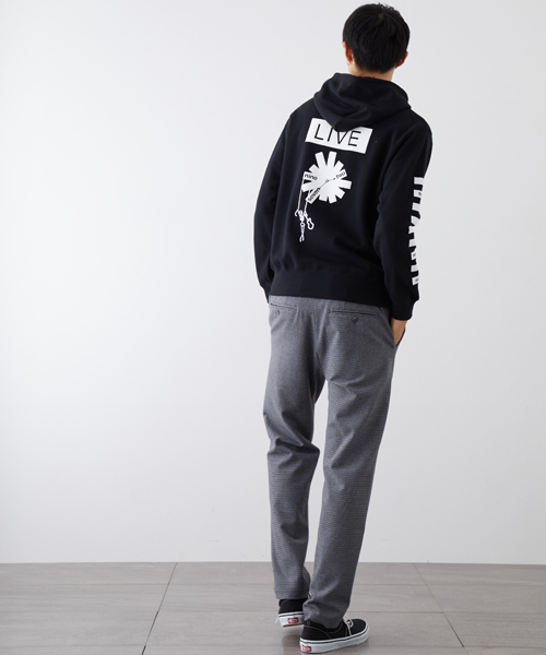 NUMBER (N)INE（ナンバーナイン）の「【NUMBER (N)INE】≪STUDIOUS限定≫別注グラフィックプリントスウェットパーカー（パーカー・メンズ・ブラック/ホワイト/チャコールグレー・2/1/3）」の6枚目の写真