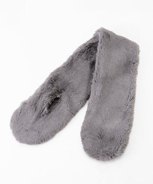 MAJESTIC LEGON(マジェスティックレゴン)の「フェイクファーマフラー(マフラー・レディース・ベージュ/グレー/オフホワイト・FREE)」の6枚目の写真