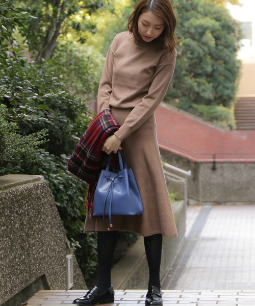 N.(N. Natural Beauty Basic)(エヌエヌナチュラルビューティーベーシック)の「ハイネックフレアワンピース(ワンピース・レディース・ブラック/ベージュ/グレー/ブルー・MEDIUM)」の19枚目の写真