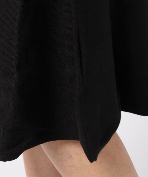 N.(N. Natural Beauty Basic)(エヌエヌナチュラルビューティーベーシック)の「ハイネックフレアワンピース(ワンピース・レディース・ブラック/ベージュ/グレー/ブルー・MEDIUM)」の5枚目の写真