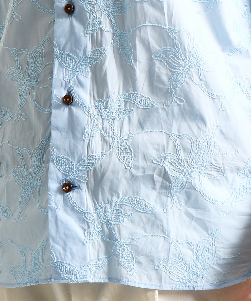 RECENCY OF MINE(リーセンシー オブ マイン)の「【Recency of Mine】コンパクトローンフラワー刺繍シャツ(シャツ/ブラウス・メンズ・サックスブルー/オフホワイト/ダークネイビー・46/50/48/44)」の16枚目の写真