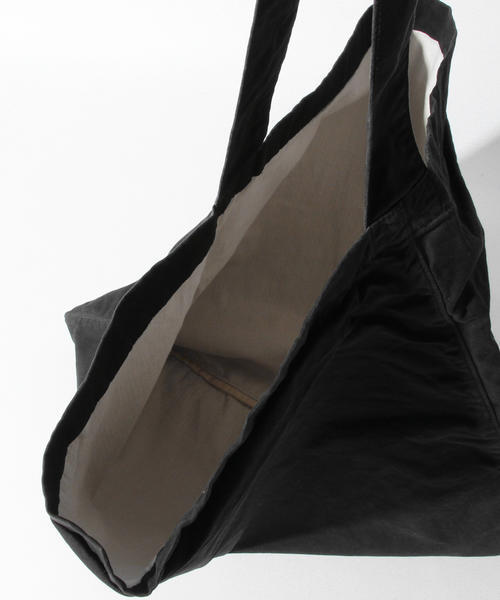 MASTER&Co（マスターアンドコー）の「MASTER&Co. / ＜WEB限定＞ショルダーバッグ MC392（ショルダーバッグ・メンズ・ホワイト/ブラック/ベージュ/ネイビー/カーキ/レッド/その他1・ONESIZE）」の18枚目の写真