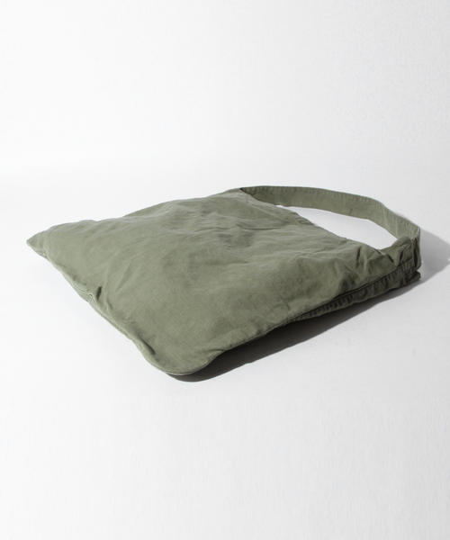 MASTER&Co（マスターアンドコー）の「MASTER&Co. / ＜WEB限定＞ショルダーバッグ MC392（ショルダーバッグ・メンズ・ホワイト/ブラック/ベージュ/ネイビー/カーキ/レッド/その他1・ONESIZE）」の13枚目の写真