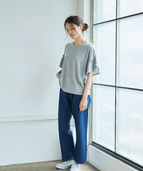 AMERICAN HOLIC(アメリカンホリック)の「・袖フリルカットプルオーバー(Tシャツ/カットソー・レディース・ブラック/オフホワイト/ブルー/グレー系その他・FREE)」の5枚目の写真
