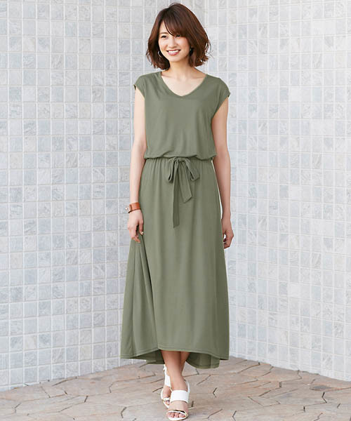 Pierrot（ピエロ）の「ウエストリボンイレヘムロングワンピース（ワンピース・レディース・ブラック/杢グレー/ライトグリーン/ネイビー/イエロー系その他/ベージュ系その他・L/M）」の5枚目の写真