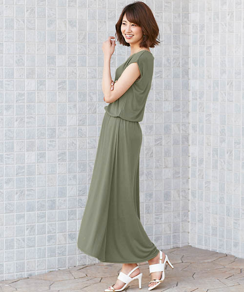 Pierrot（ピエロ）の「ウエストリボンイレヘムロングワンピース（ワンピース・レディース・ブラック/杢グレー/ライトグリーン/ネイビー/イエロー系その他/ベージュ系その他・L/M）」の21枚目の写真