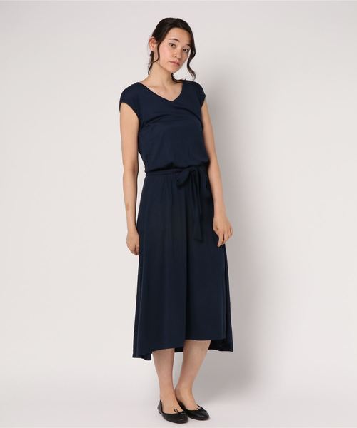 Pierrot（ピエロ）の「ウエストリボンイレヘムロングワンピース（ワンピース・レディース・ブラック/杢グレー/ライトグリーン/ネイビー/イエロー系その他/ベージュ系その他・L/M）」の6枚目の写真